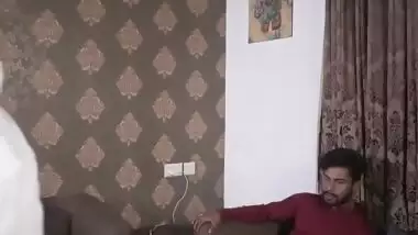 XXX movie star masturbates in bath but soon wants to be nailed by man