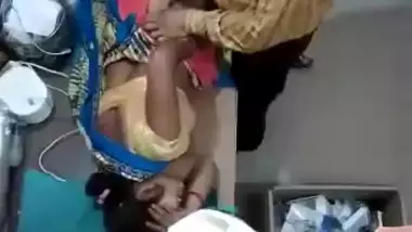Desi Girl Checkup Sex Video - Doctor Fingering To Patient desi porn