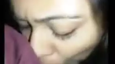 Penis sucking desi girl