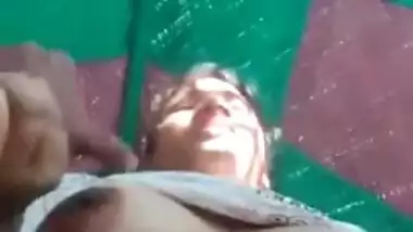 Desi wife poses naked and teases snatch with her fingers in XXX video