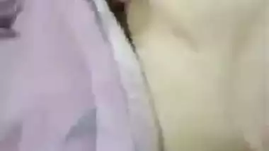 Indian teenage girl showing badi boobs