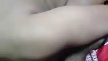 Beautiful Desi XXX girl making her own sex video with her boyfriend MMS