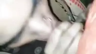 Guy captures Desi MILF giving a XXX blowjob in self-made close-up video