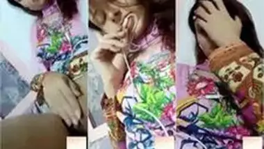 Pakistani Cute Girl Fingering Video