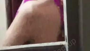 Neighbor girl dress change after nude bath caught