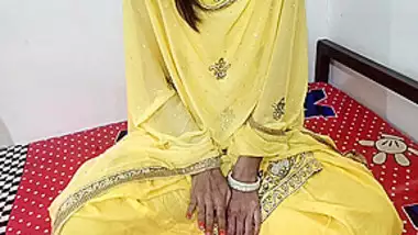 Desichudaixxx - Molvi Ki Bschy Ki Sath Zyadti hindi porn videos at Pakistanisexporn.com