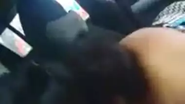 Desi Aunty BJ in car with audio maybe tamil