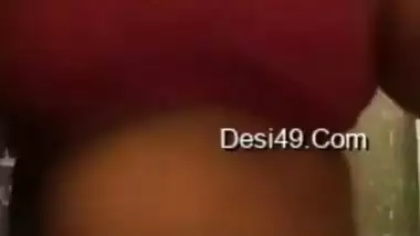 Desi bhabhi showing her boobs and pussy