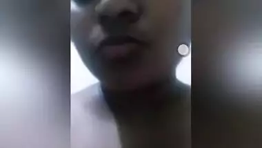 Desi Mallu Girl Showing Her Boobs And Pussy Fingering On Video Call Part1