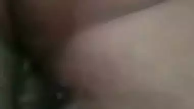 Hyderabadi guy fucks GF’s shaved cunt in Telugu sex video