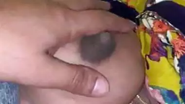 Disa Lesa Sex - Best Nipple On This Huge Boobs Mallu Aunty desi porn