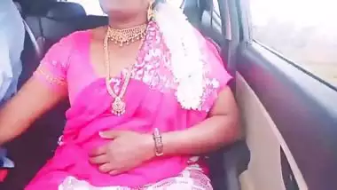 Car sex indian romance. Beautiful sexy saree housewife with boyfriend Telugu dirty talks.