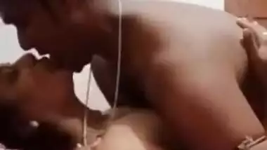 XXX charmer rocks out with the Desi boy who makes a home sex video