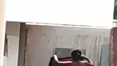 Desi MILF is so languid in XXX porn video washing body outdoors