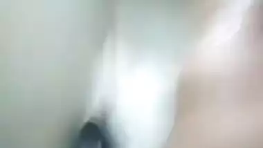 Horny Desi Bhabhi Showing Nude Body And Fingering Part 4