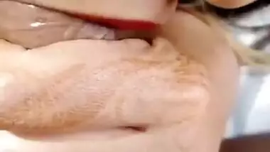 Sexy Desi bhabhi shows off her blowjob XXX talents for webcam chat