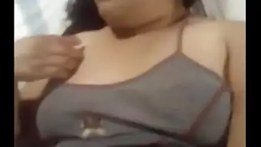I take MMS of my daddy & family desi aunty hardcore sex