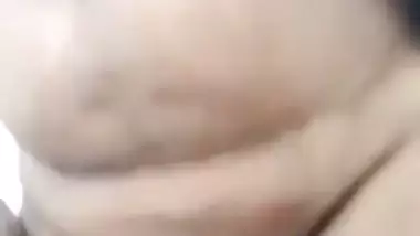 Naked mature pussy showing of tamil aunty video