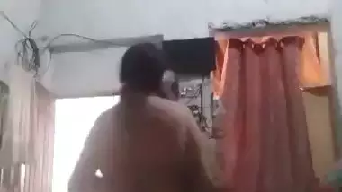 Desi local sex of an aunty fucking her father-in-law