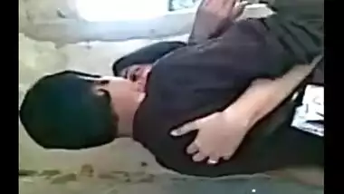 Indian sex clips of a young couple enjoying a nice outdoor kissing