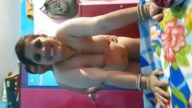 Allahabad couple doggy XXX video