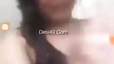 Stud waits for Desi girlfriend to turn the video call into a porn show