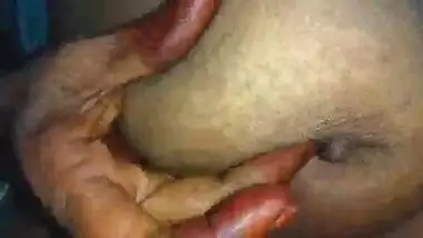 Tamil aunty telugu aunty kannada aunty malayalam aunty Kerala aunty hindi bhabhi horny desi north ndian south indian horny vanitha wearing saree villa