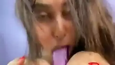 Desi Sexy Babe Giving Blowjob Fingerring Taking Cum All Over Face Fucking Part 5