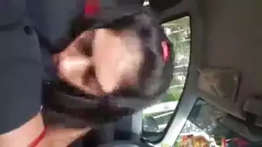 Indian porn mms of Noida office girl sucks boss dick in car