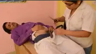 Indian Doctor Sex With Patient After Seeing Penis desi porn
