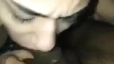 Desi chick wants XXX cock to spray sex juice in chudai mouth via blowjob