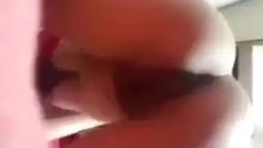 Man jerks off to obedient Desi girl masturbating in a XXX private show