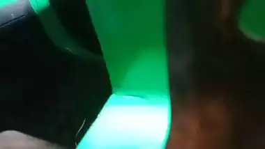 Local lovers from Srilanka fucking inside auto rickshaw