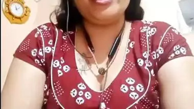 Big boobs mom live nude in Telegram app for money