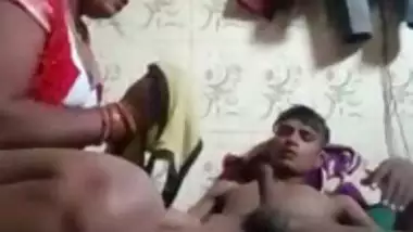 Desi sex video of husband fingering and wife sucking dick