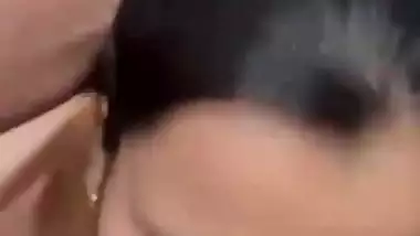 Kinky lover pees on his GF in Punjabi sex video