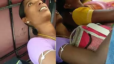 380px x 214px - Rubbing Hand In Boobs Side Of Aunty Crowd Is Advantage desi porn