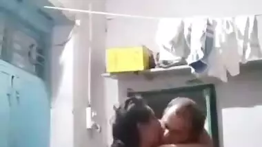 Mature couple fucking hard