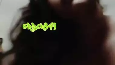 Lovers of porn are invited to enjoy the solo video of the Desi girl