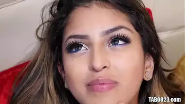 Full Hd Video Sunny Leone Xxx hindi porn videos at Pakistanisexporn.com