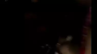 Indian sex clip of desi mobile shop owner lady exposed her