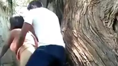 Desi XXX Porn - Indian horny couple nice home sex outdoor