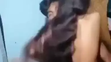 Guy bangs Desi girlfriend's twat in XXX porn he does to leak to the web