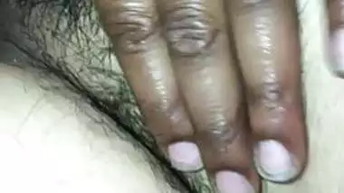 Mubeful - Big Hairy In Bath hindi porn videos at Pakistanisexporn.com