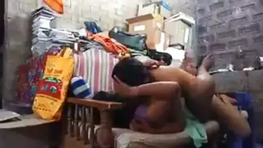 XXX hot video of a desi bhabhi enjoying a nice home sex session