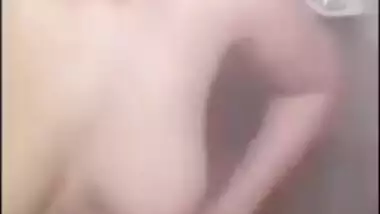 Today Exclusive-hot Look Desi Girl Mitali Showing Her Boob And Pussy On Video Call Part 3