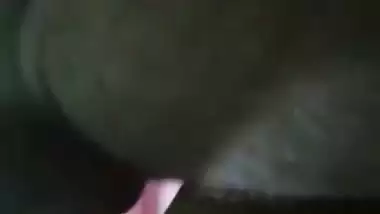 A xxx desi MMS of an amateur girl enjoying her first dick