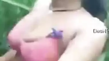 Desi wife caught cheating outdoor. This is going to be the mega XXX scandal