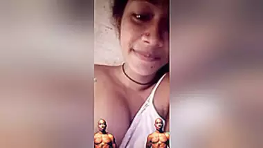 Xxxlockalvideo - Cute Girl Shows Her Pussy To Lover On Video Call desi porn