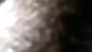 Desi girl solo XXX video where she takes boobs and pussy to light